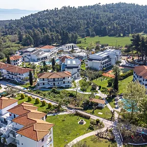 Resort Chrousso Village