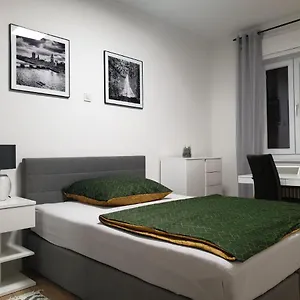 https://swan-rooms.com-bavaria.com