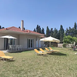 https://sea-breeze-villa-rethymnon.rethymnohotels.net