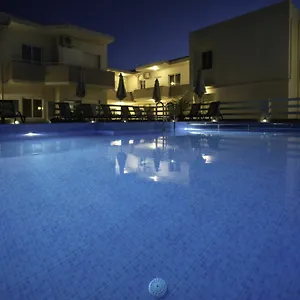 https://naiades-luxury-apartments.rethymnohotels.net